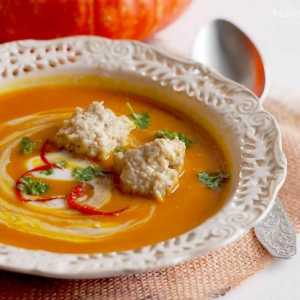 Тиквена супа: рецепти за готвене с снимка