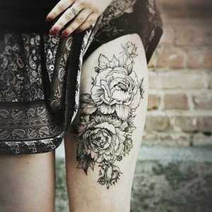 Татуировки на бедрото "Цветя": характеристики, смисъла, скици