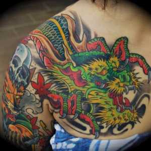 Татуировки на момичета с дракон: смисъл, идеи и скици