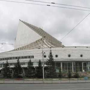 Театър "Глобус". Новосибирски академичен младежки театър "Глобус"