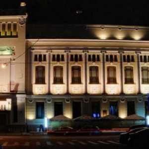 Театър "Ленком": Оформление на залата