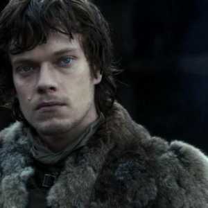 Theon Greyjoy - пътят от войната към "миризмата"