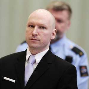 Бревик затвор. Как живее Breivik в затвора?