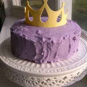 Торта с корона. Различни опции за подготовка и проектиране