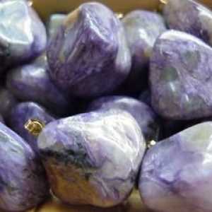 Невероятни свойства на камъните Charoite