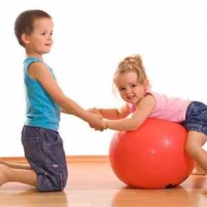 Упражнения за сутрешни упражнения за жени, мъже и деца