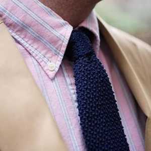 Харесва ли ви вратовръзка с риза с къс ръкав?