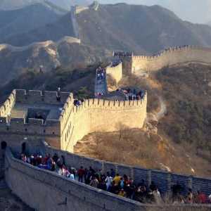 Великата китайска стена: интересни факти и историята на ерекцията