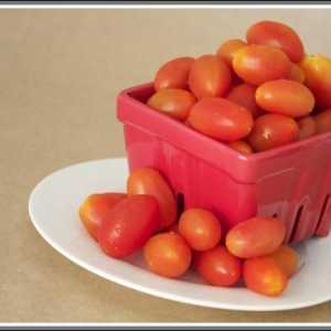 Сушени домати в микровълнова печка за 20 минути