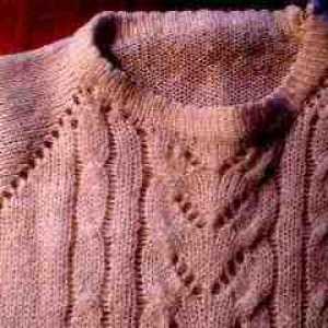 Плетене с игли за плетене - плетени ръкави. Плетени ръкави отгоре с игли за плетене. Плета ръкавици…