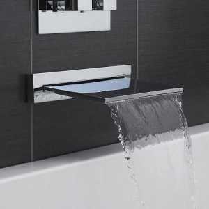 `Водопад`, смесител за вана и мивка: общ преглед, изгледи, описание и отзиви