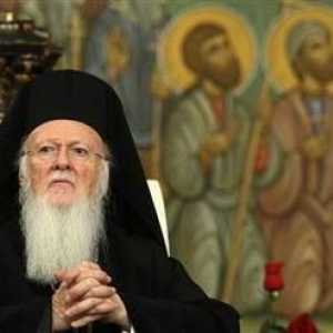 Вселенският патриарх е титлата на Приматът на Константинополската православна църква.