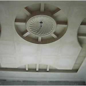 Височина на тавана в Хрушчовека: характеристики на оформлението