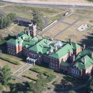 Замъкът Шереметиев в Юрино, Русия: описание, история и интересни факти