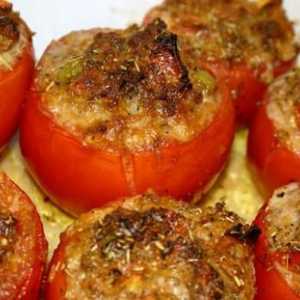 Печени домати: те могат да бъдат приготвени по различен начин във фурната