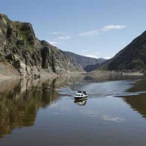 Резерви и национални паркове: естественият биосферен резерват Саяно-Шушенски