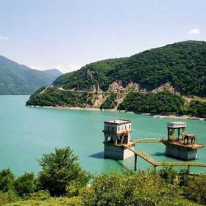 Жинвал воден резервоар, Грузия: снимка, как да стигнем